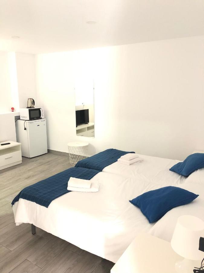 Apartamentos Tarifa Centro & Playa Bagian luar foto